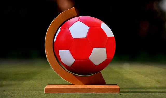 楊政表示希望短暫休息以陪伴女友和家人，結束十多年籃球生涯.